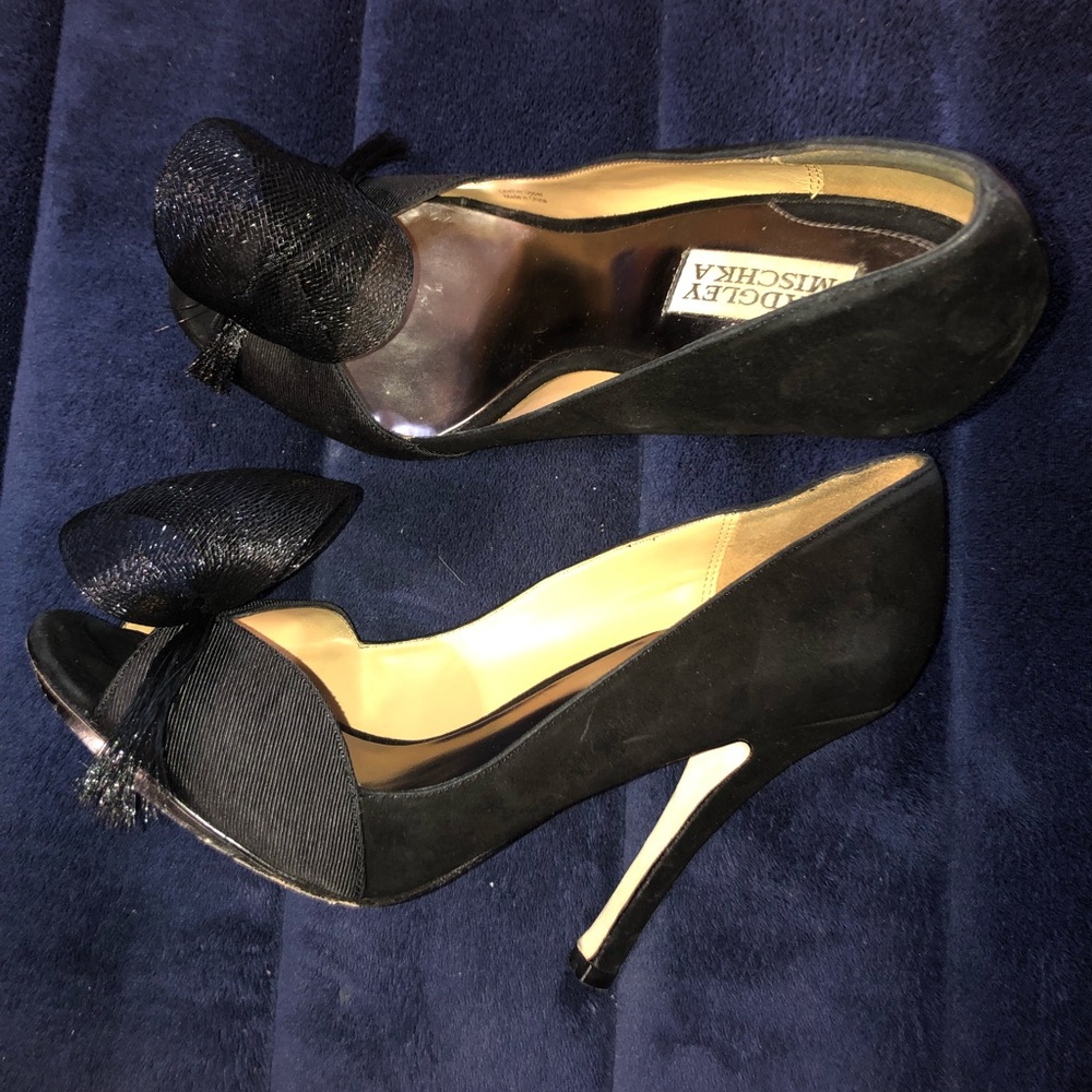 Gently used Badgley Mishka Swede Pump